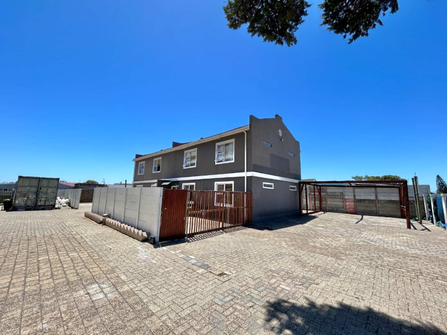 Commercial Property for Sale in Grassy Park Western Cape